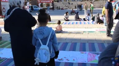 Sivas meydanında Filistin zulmü resmedildi