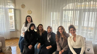 Sivas'ta yurt öğrencilerinden yaşlı ziyareti