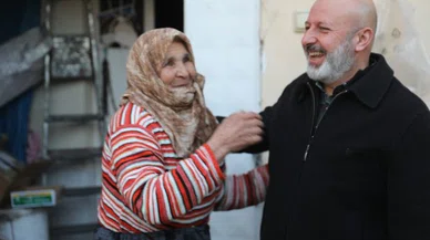 Asırlık Fatma Nine'ye evde sağlık hizmeti