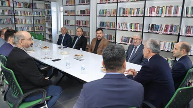 Sivas Akıncılar'da okul müdürleriyle toplantı
