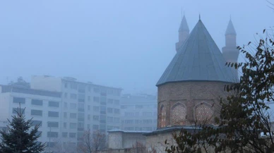 Sivas'ı sis adeta yuttu