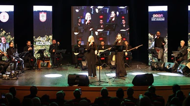 Sivas'ta Kızıltuğ türküleriyle anıldı