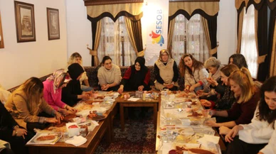 Sivaslı kadınlar el becerilerini geliştiriyor