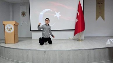 Sivas'ta okullarda İstiklal Marşı yarışması