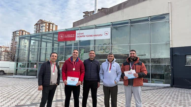 Sivaslı sporculardan madalya yağmuru