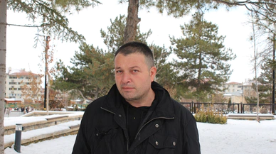 Sivas'ta Bir Garip Depremzede!