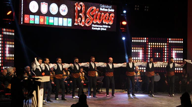 Uluslararası Kültür Ve Kardeşlik Şöleni Sivas'ta Gerçekleşti