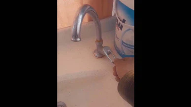 Sivas’ta Kış Sert Geçiyor: Su Hatları Dondu, Köylüler Zor Durumda