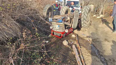 Tokat Niksar’da Traktör Kazası: Sürücü Yaralandı