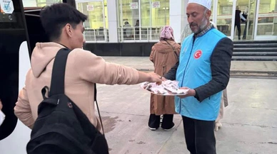 Sivas’ta Yolculara Ramazan İkramı