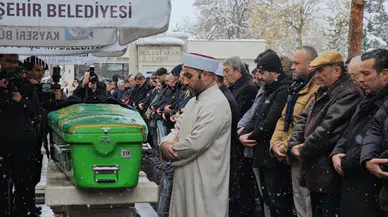 Hayatını Kaybeden Gazeteci Uğurlandı