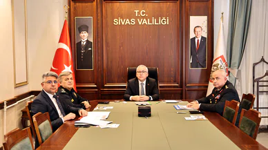 Sivas Valisi Yılmaz Şimşek, "2025 Aile Yılı" Toplantısına Katıldı