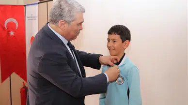 Türkiye birincisi tilavetiyle takdir topladı