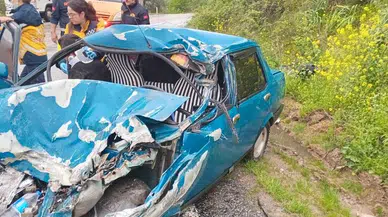 Sivas'ta görev yapan imam kaza geçirdi! Otomobil kağıt gibi ezildi