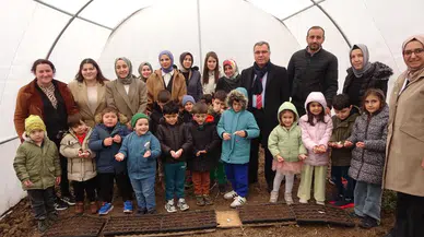 Minikler ata tohumu ekti