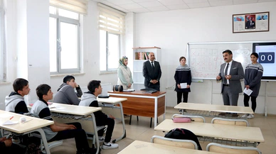 Fatih Erdoğan'dan Ulaş'ta okul ziyareti