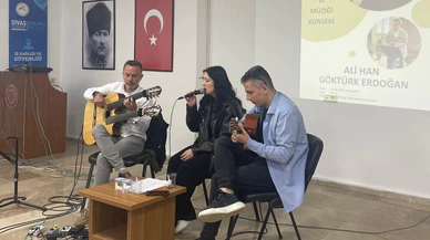 Üniversitede konser sonrası deprem konuşuldu
