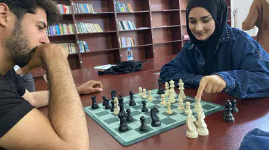 Üniversitelilerde final öncesi şenlik