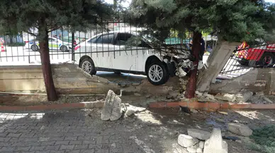 Ancak duvar durdurabildi