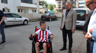 Minik Alparslan İstedi! Başkan Uzun Anında Çözdü!