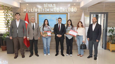 Film yarışmasında Sivas'ın gururu öğrenciler