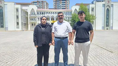 6 Üniversite Mezunu Baba Çocuklarıyla AYT Sınavında