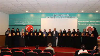 15 hafızdan Kur'an'ı Anlamak Programı