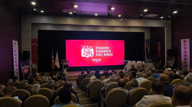 Sivasspor camiasında nefesler tutuldu, toplantı başlıyor