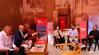 Sivas’ta asırlık yapıda geleceğin bilimi konuşuldu