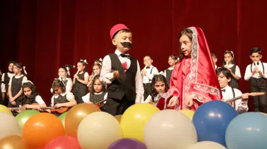 Minicik Elleriyle Dev Orkestralara Taş Çıkardılar!