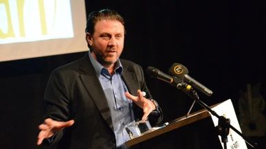 Son Dakika: Türkiye Siyasetini Sarsan Vefat!