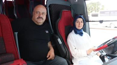 Aynı Otobüste Direksiyon Sallayan Bir Aşk Hikayesi