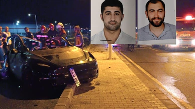 Araba direğe çarptı, hemşireler yanarak can verdi