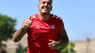 Ve Rey Manaj da antrenmanda...