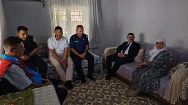 Sivas’ta Şehit Olan Askerin Ailesine Anlamlı Ziyaret