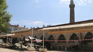 Sivas'ta 832 Yıllık Mabette Cuma Sessizliği