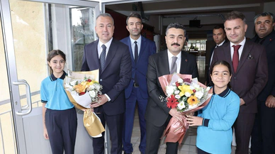 Sivas Belediye Başkanı'ndan okul ziyareti