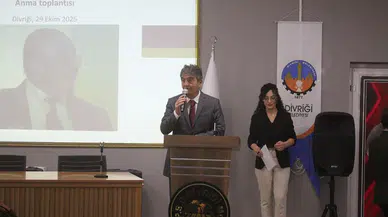 Sivas Divriği, 90 yıldır eğitime adanmış bir ömrü andı