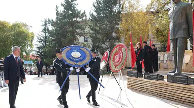 Sivas Zabıta Ekipleri yeni tören kıyafetleriyle 29 Ekim törenine damga vurdu