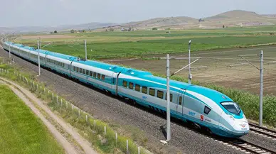 Sivaslı Aileler Dikkat! Hızlı Tren İndirimi Hâlâ Devam Ediyor Kaçırmayın!