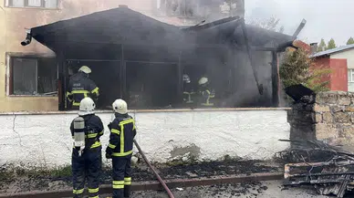 Sivas'ta kundaklama şüphesiyle yanan evde dram