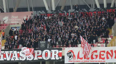 Sivas Tribünlerinde Koreografi Şovları! Türkiye Bu İki Grubu Konuşuyor!