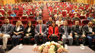 Sivas'ta eğitimciler için hayati uyarılar bu programda yapıldı