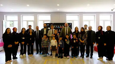 Sivas’ta üniversitelilerden Özel Çocuklara sürpriz