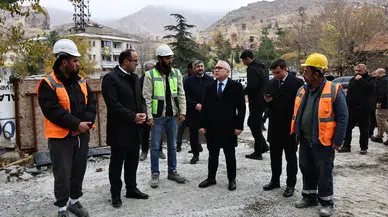 Sivas Valisi Şimşek'ten Divriği Kaymakamlık inşaat ziyareti