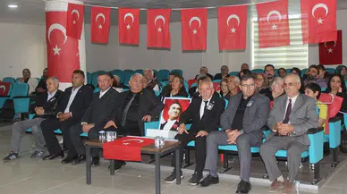 Sivas Zara’da Bilim ve Atatürk Söyleşisi yoğun ilgi gördü