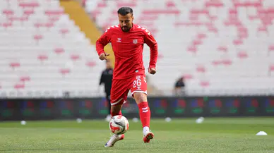 Sivasspor'da ilk yarıda penaltılar sonucu belirledi: 1-1