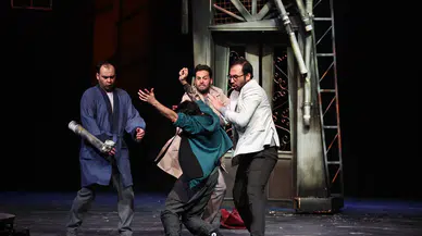 Antre Oyunu Sivas'ta Sahnelendi! O İsimler Oradaydı!