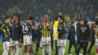 Kanarya'nın uçuşu derbide durdu: Galatasaray, Fenerbahçe'yi beraberliğe mahkum etti