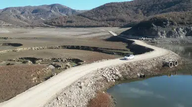 Sular çekilince açılan yol kalıcı oluyor